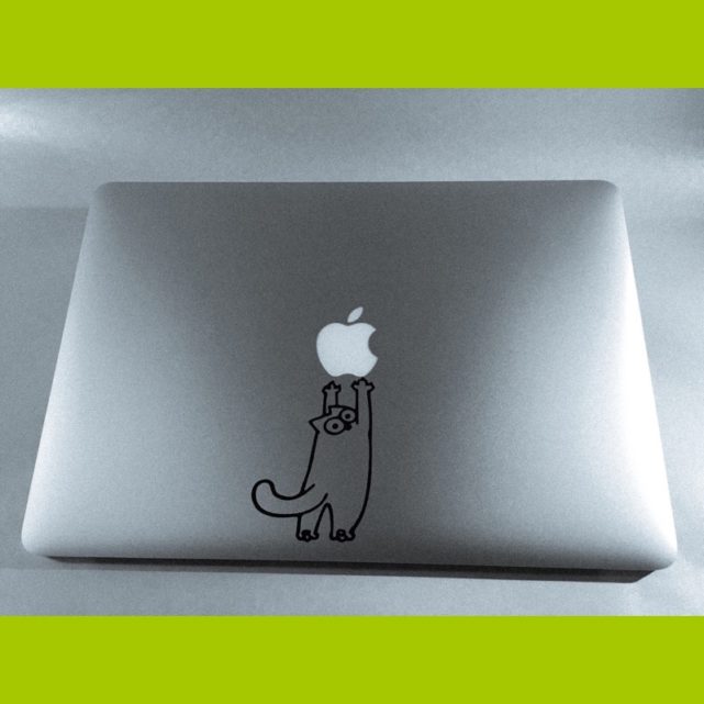 Simons Cat-MacBookPro